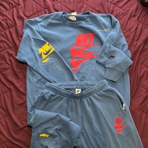 Nike Blue Sweatshirt and Joggers Set